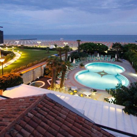 Park Hotel Cellini Lido di Jesolo Ngoại thất bức ảnh